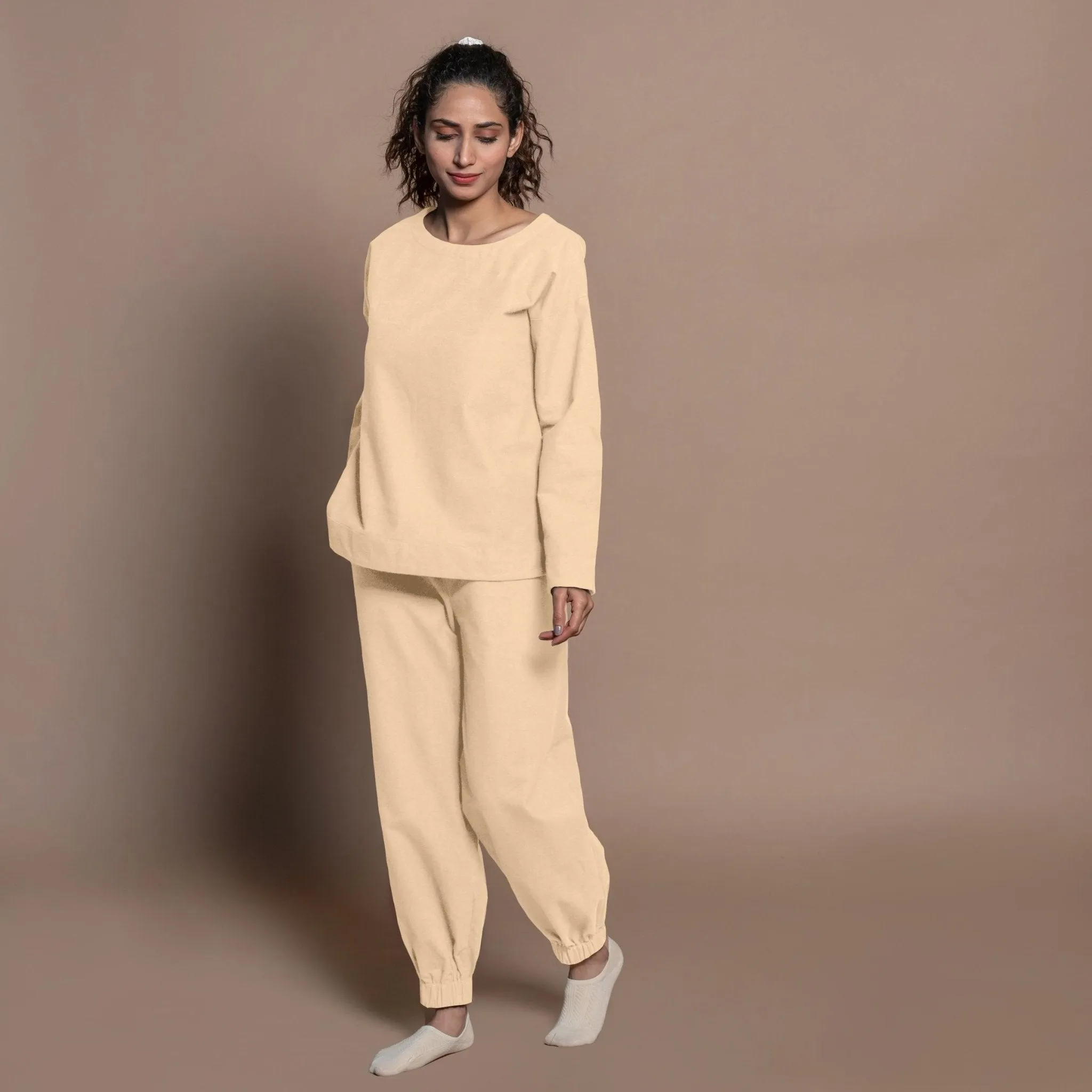 Beige Warm Cotton Flannel Round Neck Sweatshirt