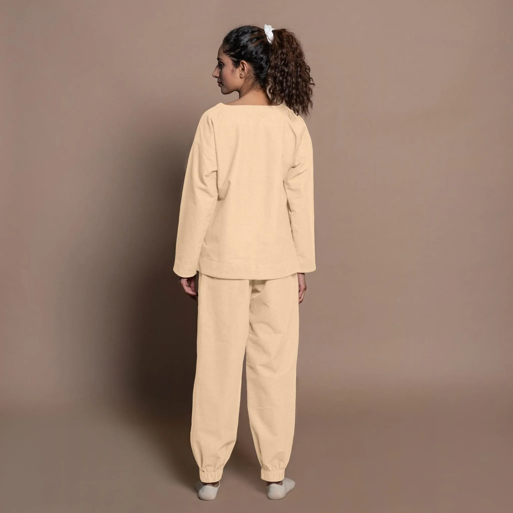 Beige Warm Cotton Flannel Round Neck Sweatshirt