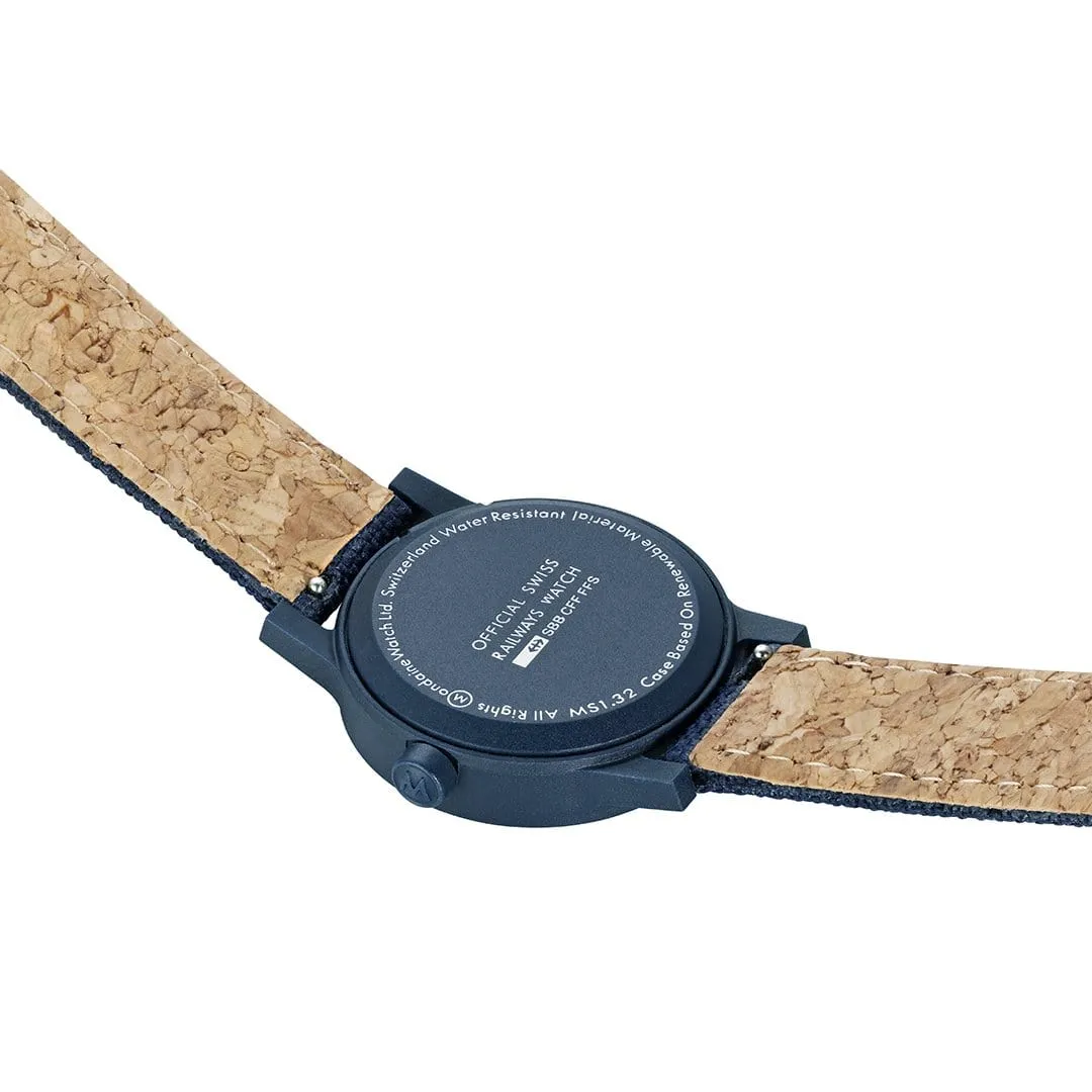 essence, Deep Ocean Blue, 32 mm