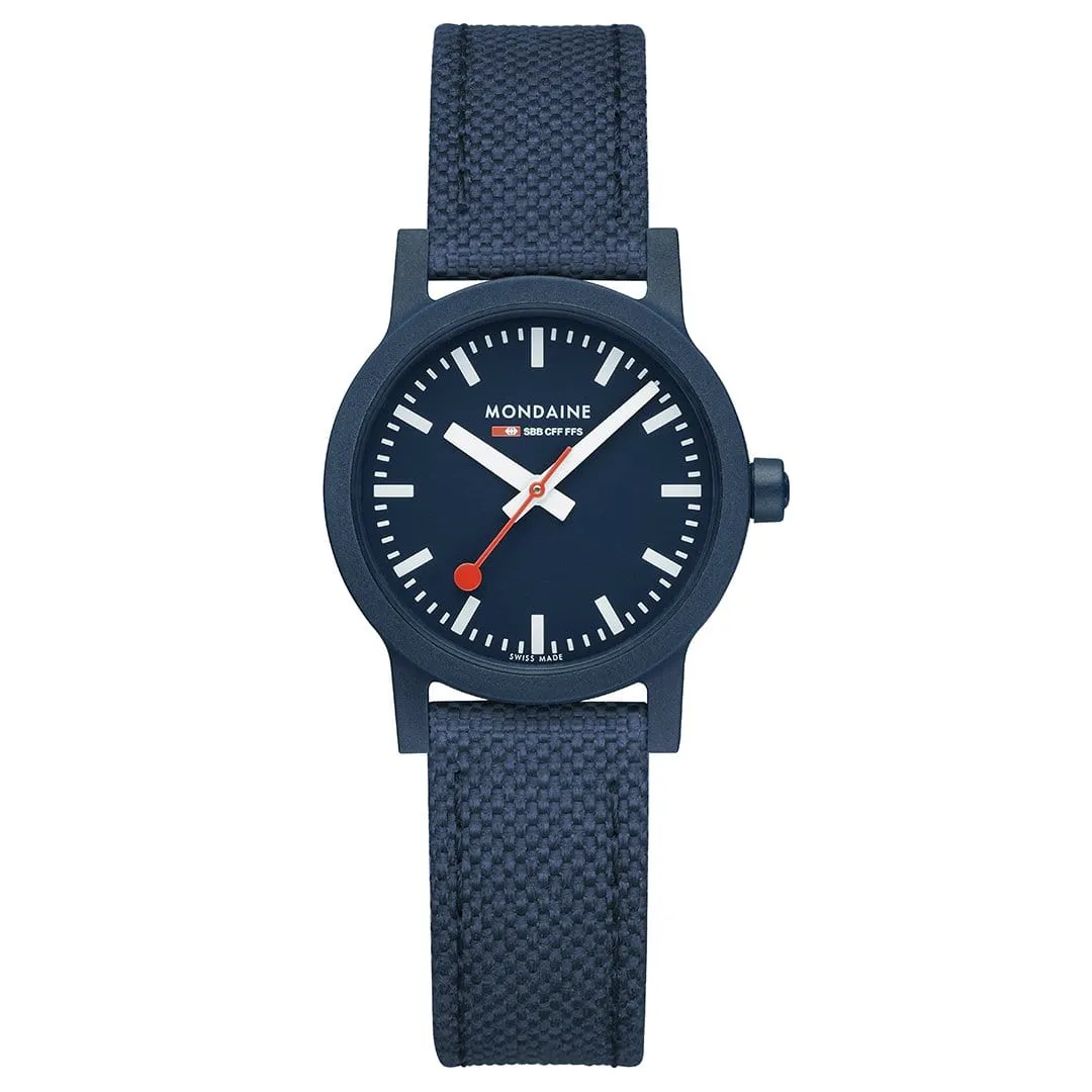 essence, Deep Ocean Blue, 32 mm