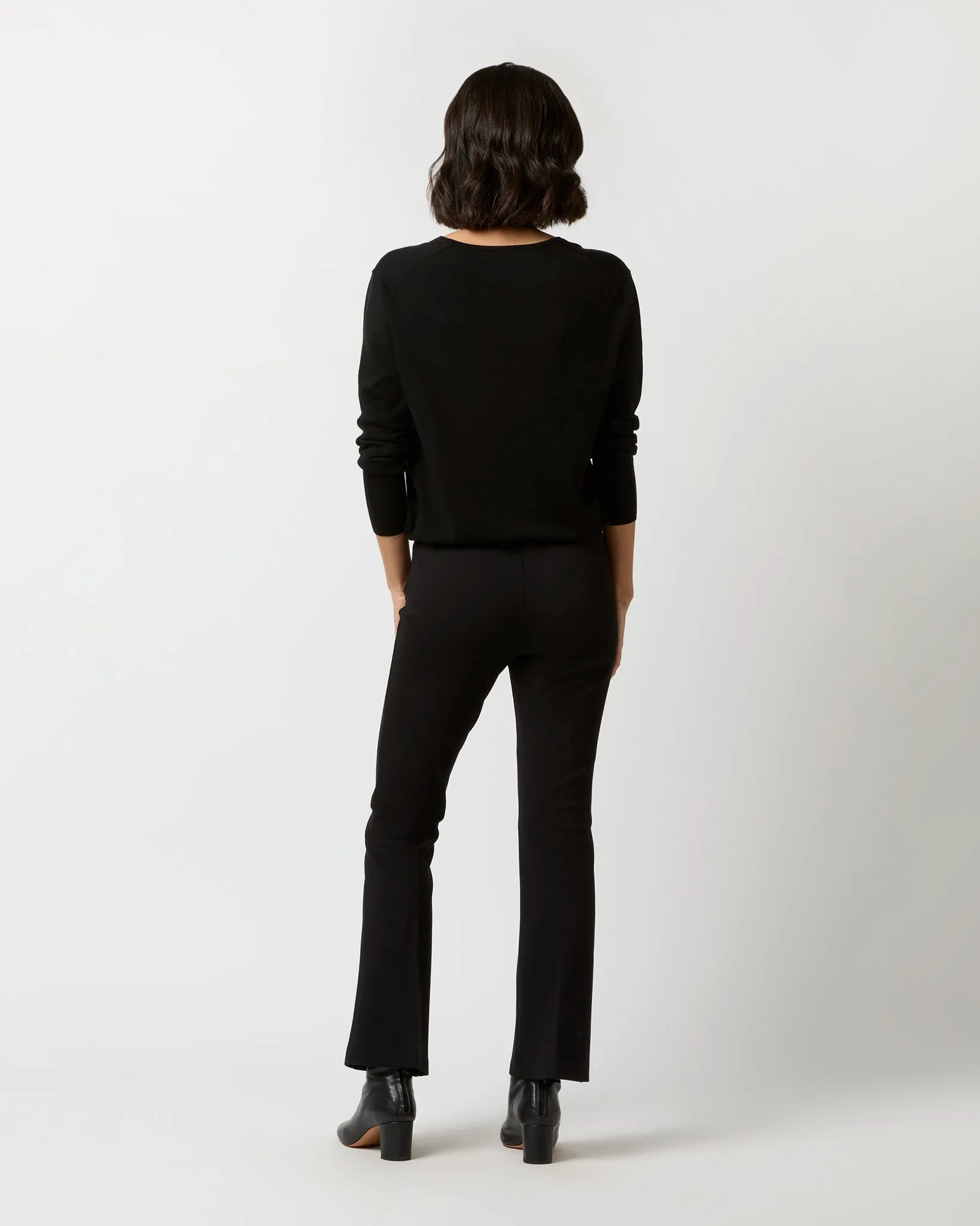 Kate V-Neck Sweater in Black Escorial Wool