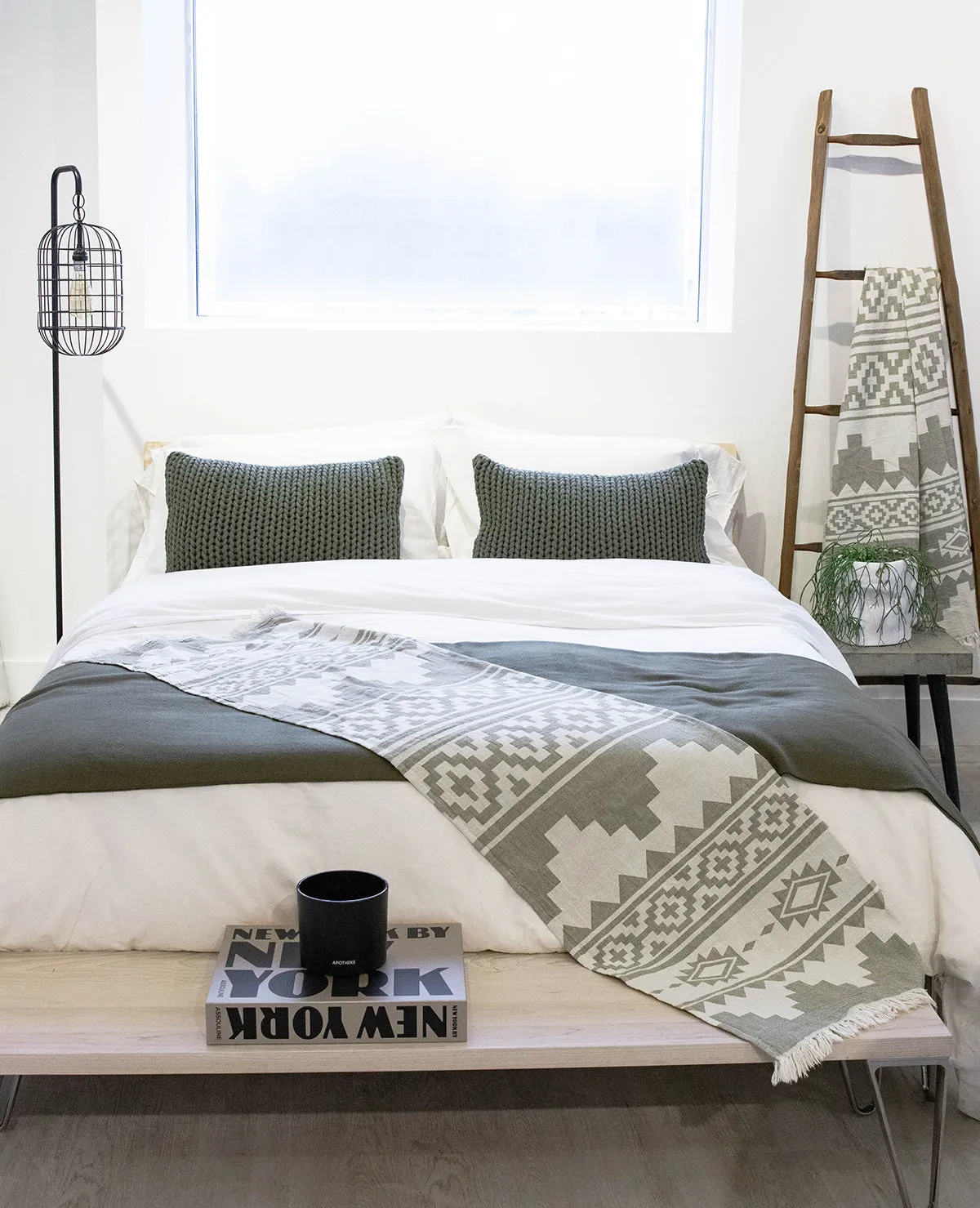 Manchester Cushion Olive