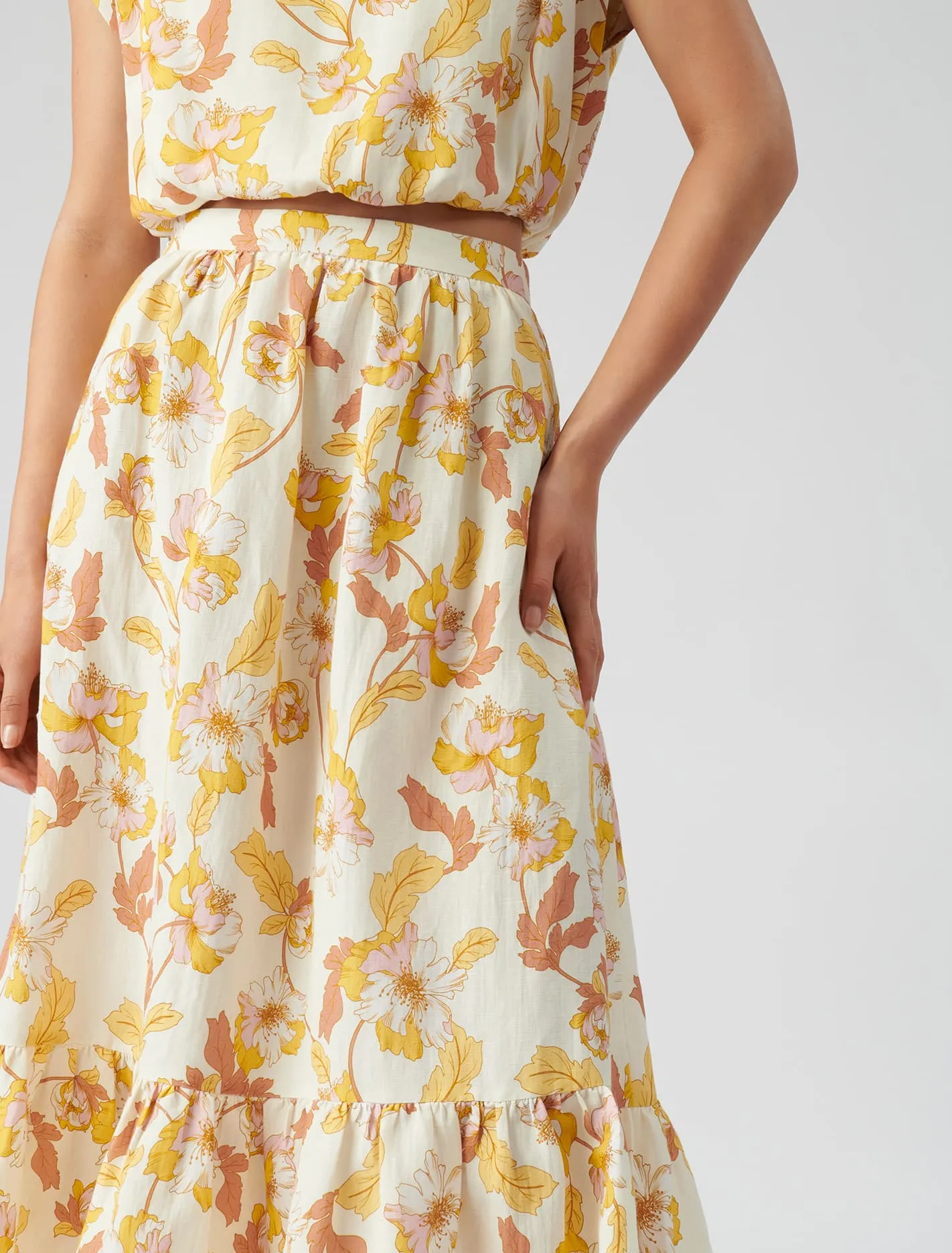 Marissa Tiered Linen Skirt