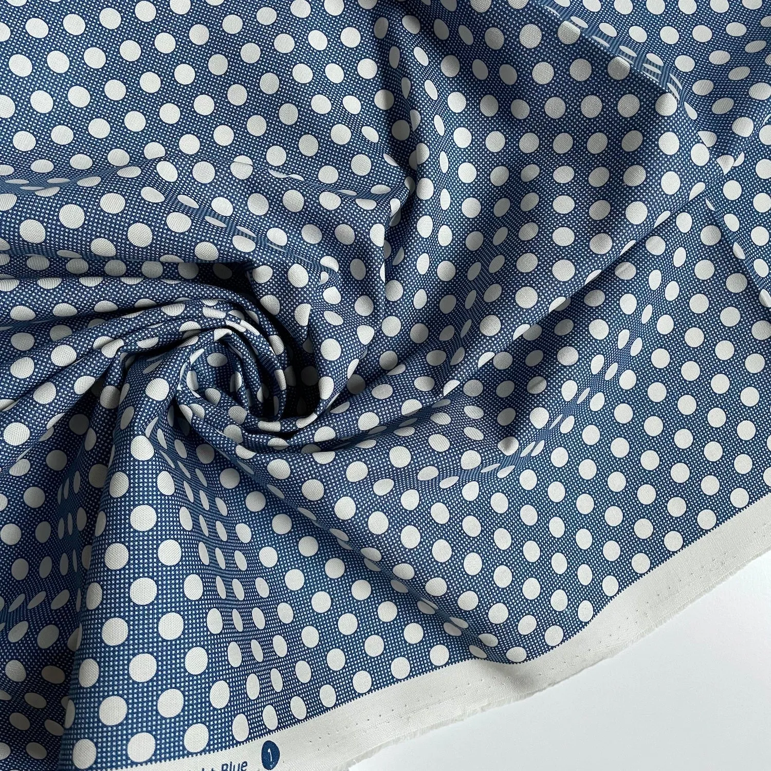 Tilda Fabrics : Medium Dots - Night Blue