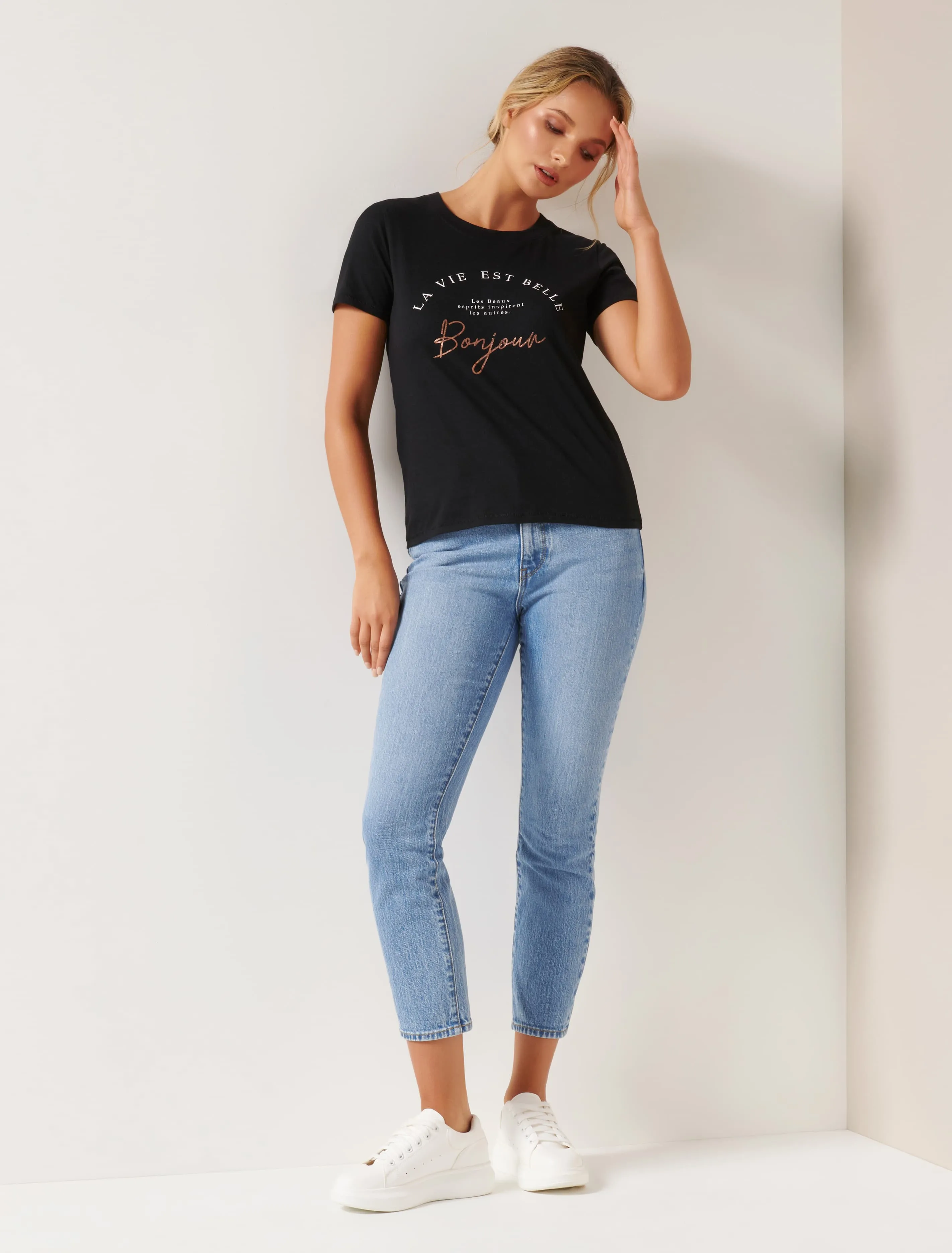 Valerie La Vie Est Belle Graphic Tee